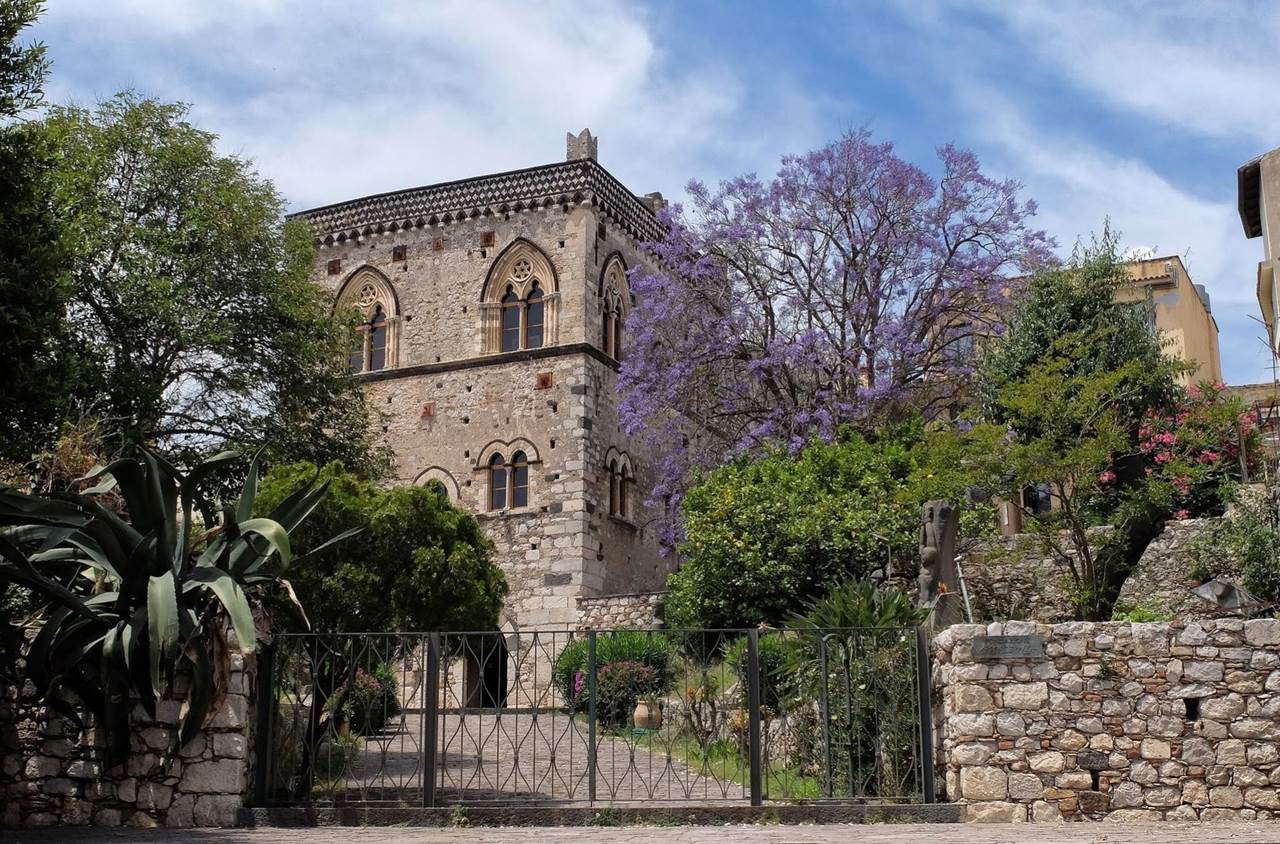 palazzo corvaja taormina